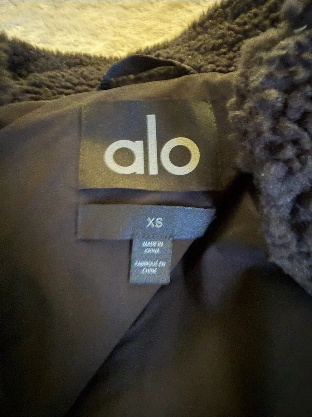 ALO Yoga Black Sherpa Quilted-Pocket Jacket